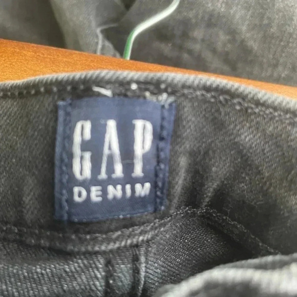 CLEARANCE Gap Cutoff Black Denim Jean Shorts 00 24 Hugh Rise 4” EUC Button Fly - Picture 4 of 6